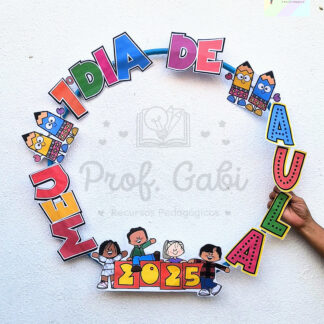 Moldura para fotos no bambole 1° dia de aula