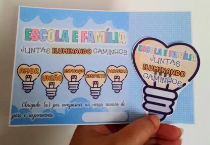 Reunião de pais e responsáveis iluminando caminhos - Image 15