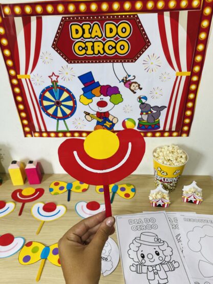 "Dia do Circo atividades" "Material pedagógico Dia do Circo" "Recursos para Dia do Circo" "Planejamento Dia do Circo" "Projeto Dia do Circo" "Atividades de alfabetização Dia do Circo" "Circo educação infantil" "Atividades lúdicas Dia do Circo""Artes visuais Dia do Circo" "Brincadeiras Dia do Circo" "Histórias sobre o circo""Músicas para o Dia do Circo" "Lembrancinhas Dia do Circo" "Decoração Dia do Circo" "Jogos educativos Dia do Circo" "Dia do Circo BNCC" "Atividades Dia do Circo educação infantil BNCC" " arquivo pedagógico dia do circo" "kit dia do circo" "dia do circo" "painel dia do circo" "painel dia do circo para imprimir" "painel dia do circo educação infantil" "painel de circo para escola" "arquivo dia do circo" "atividades dia do circo" "atividades dia do circo educação infantil" "atividade circo educação infantil" "atividades sobre o circo para educação infantil para imprimir" "atividades lúdicas para o dia do circo" "atividade interativa dia do circo" "livrinho dia do circo" " livrinho interativa dia do circo" "atividade circo educação infantil"