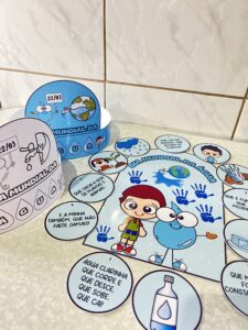 Luva Interativa + Coroa Criativa – Especial Dia da Água