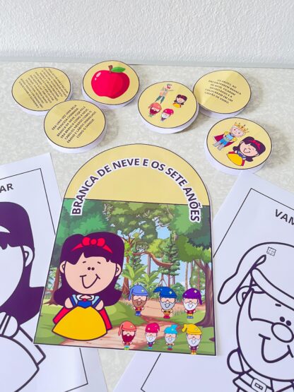 Branca de Neve e os Sete Anões - história na luva