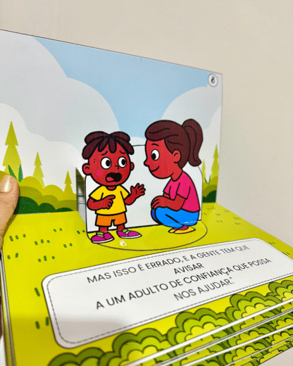 Livro 3D “Meu Corpo é Precioso” – Atividade educativa para o Maio Laranja.