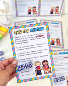 Cartão querida família editável