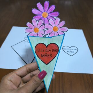Flores com Carinho 🌸 – Atividade Especial para o Dia das Mães (para colorir, recortar e colar)