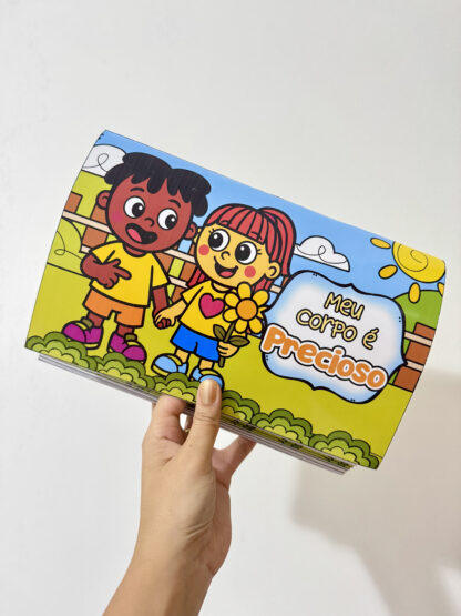 Livro 3D “Meu Corpo é Precioso” - Image 11