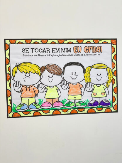Cartaz colaborativo para colorir para trabalhar o tema “Maio Laranja”