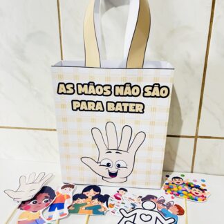 Sacolinha Teatral AS MÃOS NÃO SÃO PARA BATER