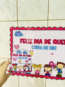 PAINEL + VISEIRA – FELIZ DIA DE QUEM CUIDA DE MIM! 💖👨‍👦‍👦