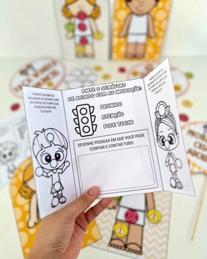 "kit maio laranja" "kit maio laranja ensino fundamental" "kit maio laranja educação infantil" "material pedagógico maio laranja" "material educativo maio laranja educação infantil" "recursos maio laranja" "recursos lúdicos maio laranja" "atividades lúdicas maio laranja" "atividades maio laranja" "lembrancinha maio laranja para imprimir" "maio laranja educação infantil" "maio laranja ensino fundamental" "combate ao abuso infantil material" "conscientização abuso sexual infantil kit" "proteção infantil maio laranja" "atividades maio laranja" "maio laranja atividades" "maio laranja atividades interativas" "maio laranja atividades lúdivas" "ideias maio laranja para educação infantil" "maio laranja na escola atividades" "atividades educativas maio laranja" "atividades para conscientização maio laranja" "atividades sobre abuso infantil maio laranja" "desenhos maio laranja atividades" "lembrancinhas maio laranja atividades" "plano de aula maio laranja atividades" "atividades interativas maio laranja" "maio laranja atividades interativas" "jogos maio laranja" "dinâmicas maio laranja" "atividades lúdicas maio laranja" "atividades online maio laranja" "recursos interativos maio laranja" "maio laranja atividades digitais para ensino fundamental" "atividades participativas maio laranja" "ideias interativas maio laranja" "plaquinhas maio laranja" "Faça bonito" "maio laranja faça bonito" "faça bonito denuncie"
